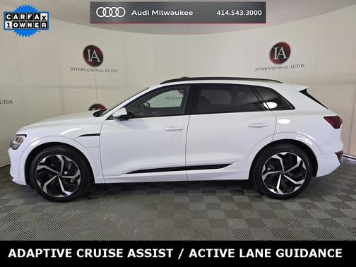 2024 Audi Q8 e-tron Premium Plus