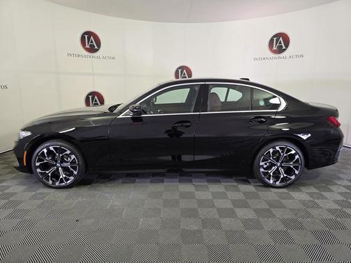 2025 BMW 330 i xDrive
