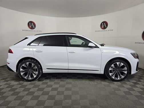 2026 Audi Q8 55 Premium Plus
