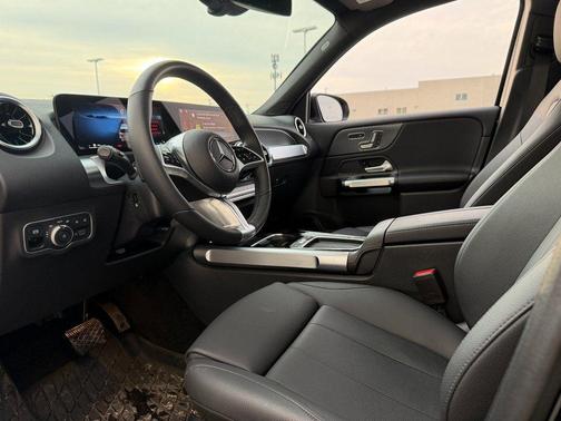 2026 Mercedes-Benz GLB 250 4MATIC