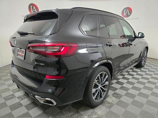Black Sapphire Metallic 2022 BMW X5 xDrive40i