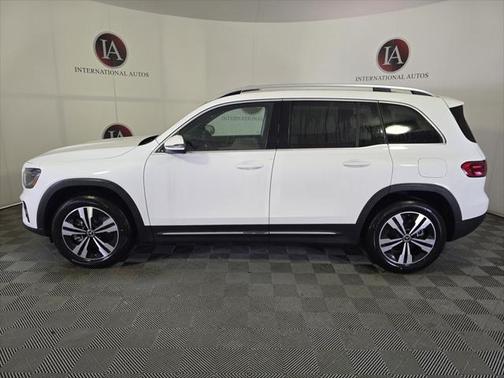2025 Mercedes-Benz GLB 250 4MATIC