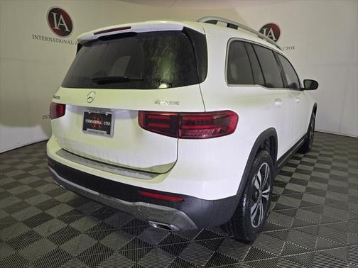 2025 Mercedes-Benz GLB 250 4MATIC