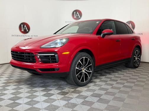 Carmine Red 2023 Porsche Cayenne Cayenne