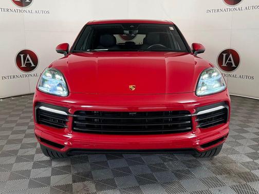 Carmine Red 2023 Porsche Cayenne Cayenne