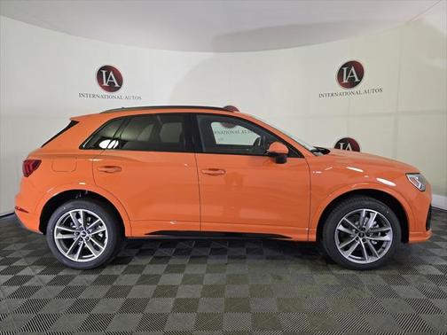 2025 Audi Q3 Premium 45 TFSI S line quattro Tiptronic