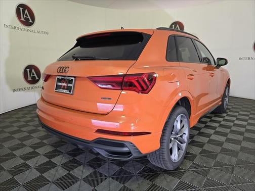 2025 Audi Q3 Premium 45 TFSI S line quattro Tiptronic