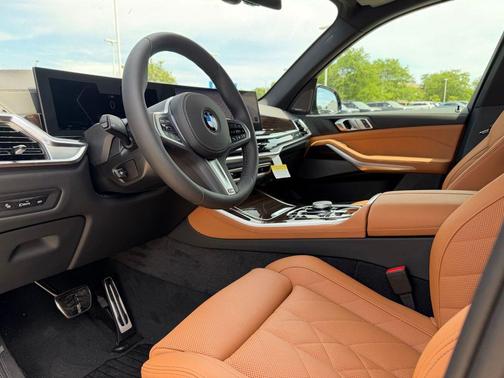 Manhattan Green Metallic 2026 BMW X5 xDrive40i