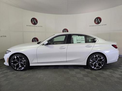 2025 BMW 330 i xDrive
