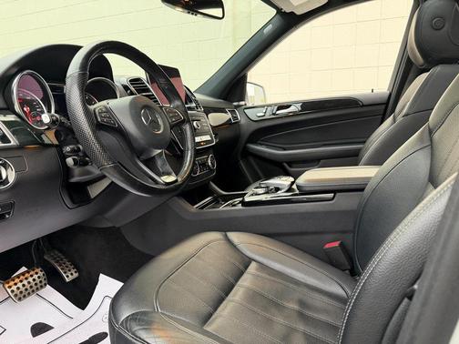 2019 Mercedes-Benz GLE 400 Base 4MATIC