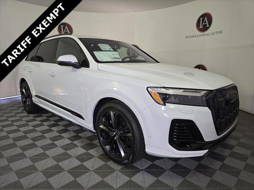 2025 Audi Q7 55 Premium Plus
