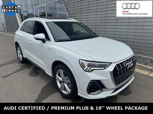 2024 Audi Q3 45 S line Premium Plus