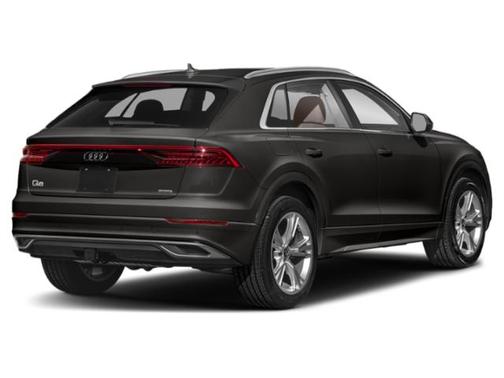 Mythos Black Metallic 2023 Audi Q8 55 Premium