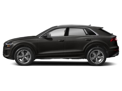 Mythos Black Metallic 2023 Audi Q8 55 Premium