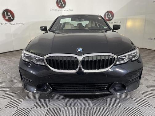 Black Sapphire Metallic 2019 BMW 330 xDrive