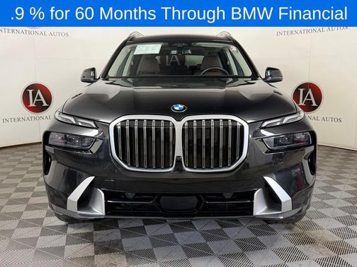 Black Sapphire Metallic 2026 BMW X7 xDrive40i