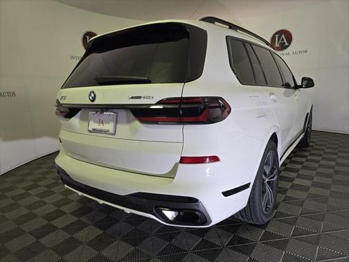 2024 BMW X7 xDrive40i