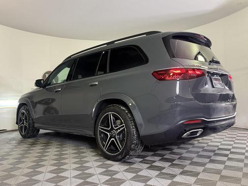 2026 Mercedes-Benz GLS 450 4MATIC