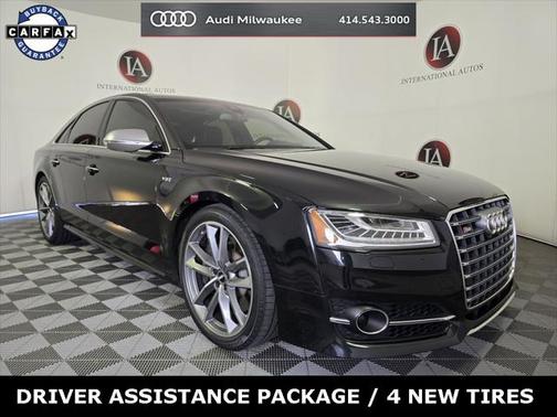 2017 Audi S8 4.0T Plus