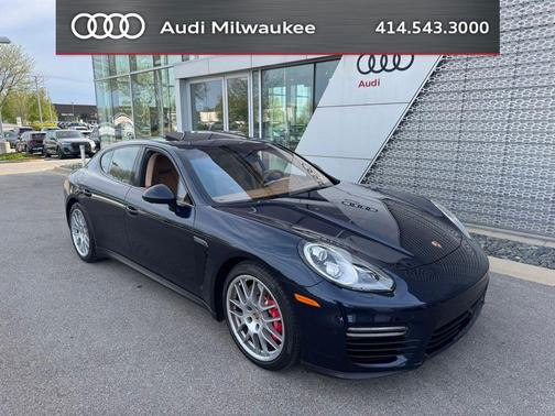 Night Blue Metallic 2016 Porsche Panamera GTS