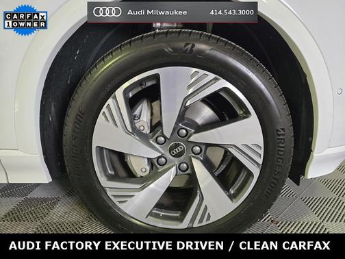 2025 Audi Q6 e-tron Premium Plus quattro