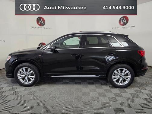 Mythos Black Metallic 2025 Audi Q3 45 S line Premium Plus