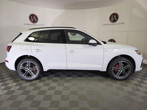 2025 Audi Q5 55 S line Premium Plus