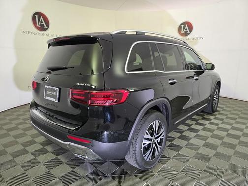 2025 Mercedes-Benz GLB 250 4MATIC