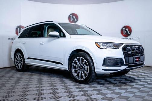 Carrara White 2023 Audi Q7 45 Premium Plus
