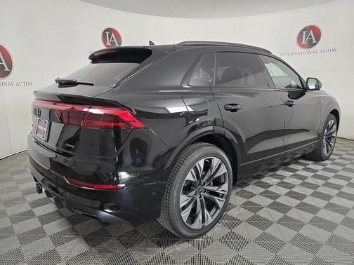 2026 Audi Q8 55 Premium Plus