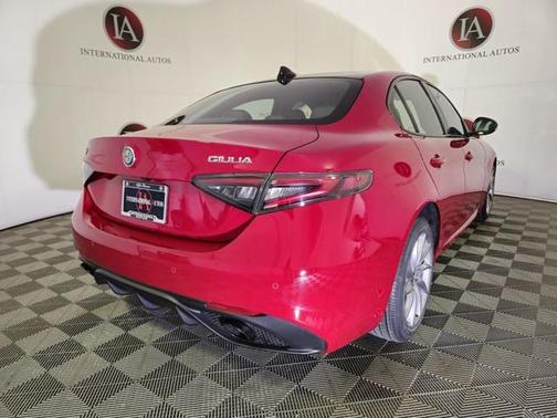 2025 Alfa Romeo Giulia AWD