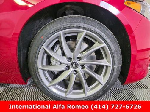 Alfa Rosso 2025 Alfa Romeo Giulia AWD