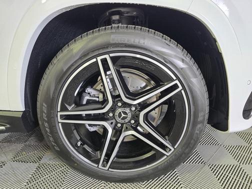 2026 Mercedes-Benz GLS 450 4MATIC