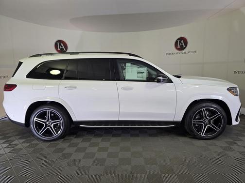 2026 Mercedes-Benz GLS 450 4MATIC