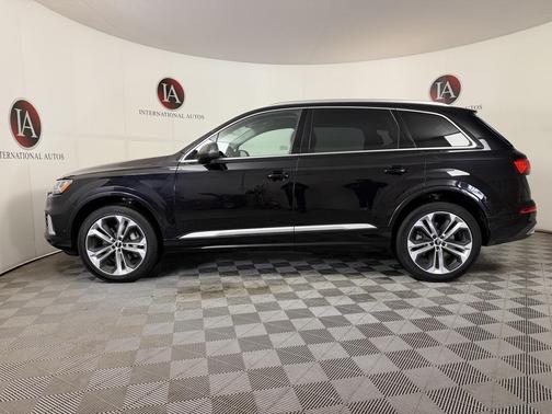 2020 Audi Q7 55 Premium Plus