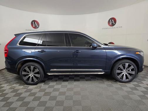 Denim Blue Metallic 2024 Volvo XC90 Recharge Plug-In Hybrid T8 Ultimate Bright Theme 7-Seater