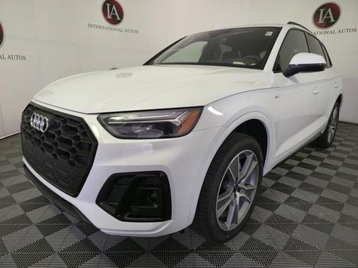 2025 Audi Q5 45 S line Premium