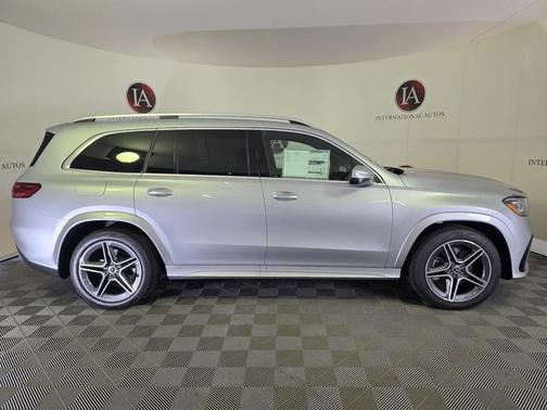 2025 Mercedes-Benz GLS 450 4MATIC