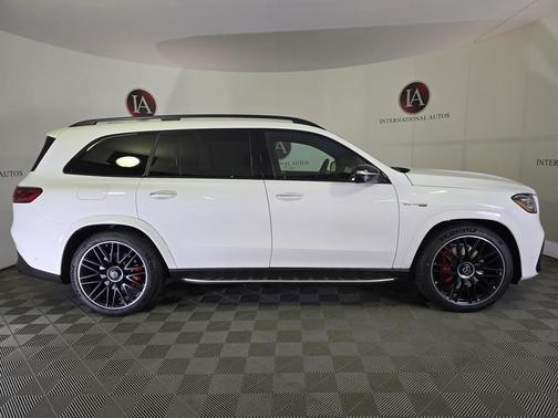 2025 Mercedes-Benz AMG GLS 63 Base