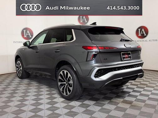 Daytona Gray Pearl Effect 2026 Audi Q3 TFSI quattro S tronic