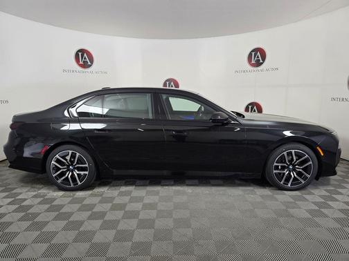 Black Sapphire Metallic 2026 BMW 740 xDrive