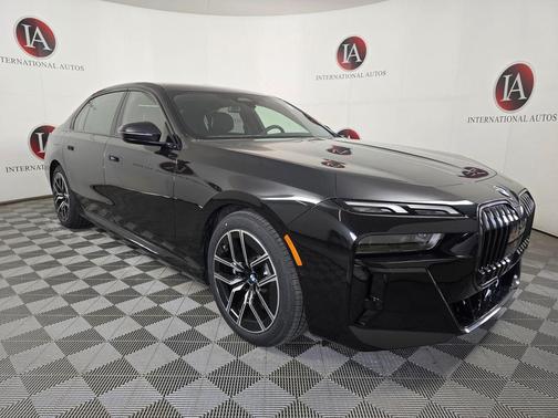 Black Sapphire Metallic 2026 BMW 740 xDrive