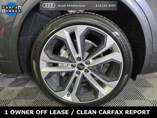 2023 Audi Q5 45 S line Premium Plus