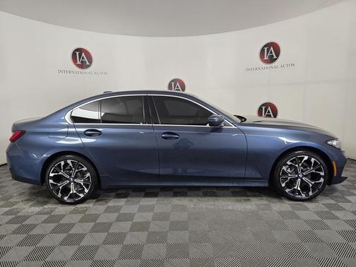 2025 BMW 330 xDrive