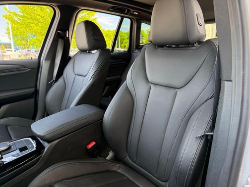 Brooklyn Grey Metallic 2024 BMW X3 xDrive30i