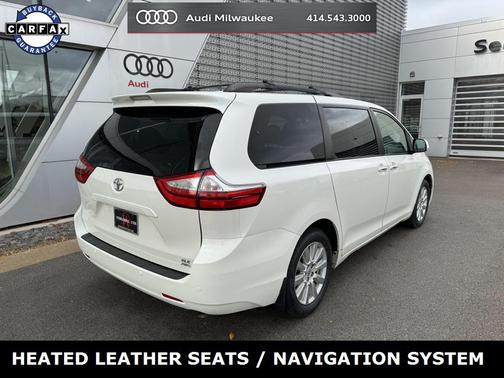 2017 Toyota Sienna XLE Premium