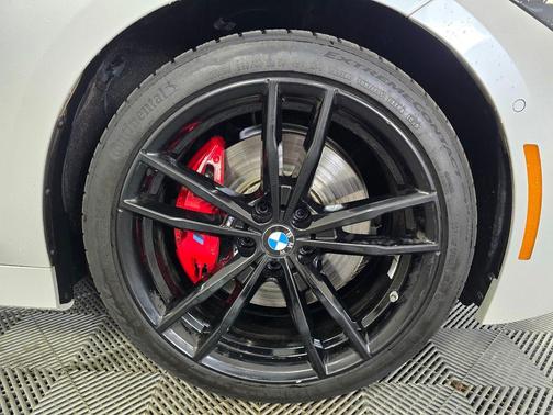 2024 BMW 330 xDrive