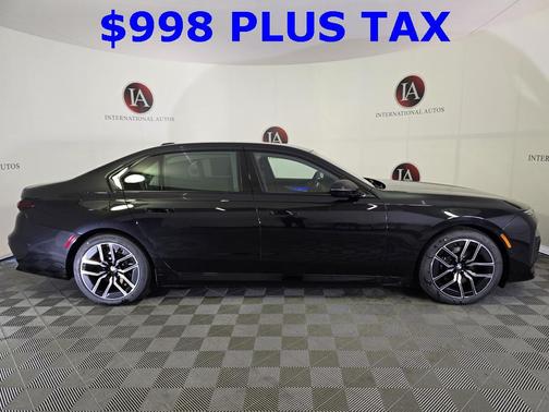 2025 BMW 750e i xDrive