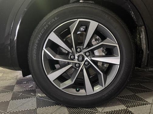 2021 Audi Q5 45 Premium