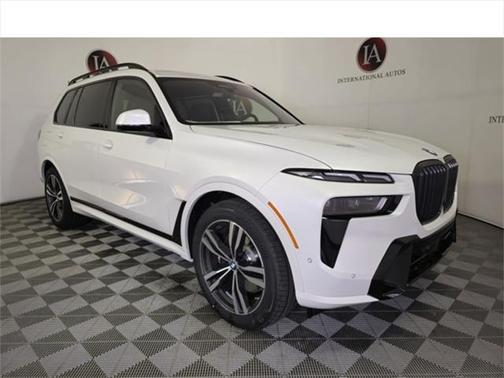 2025 BMW X7 xDrive40i